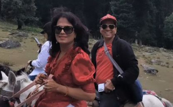Dr. Manoj & Family - 3